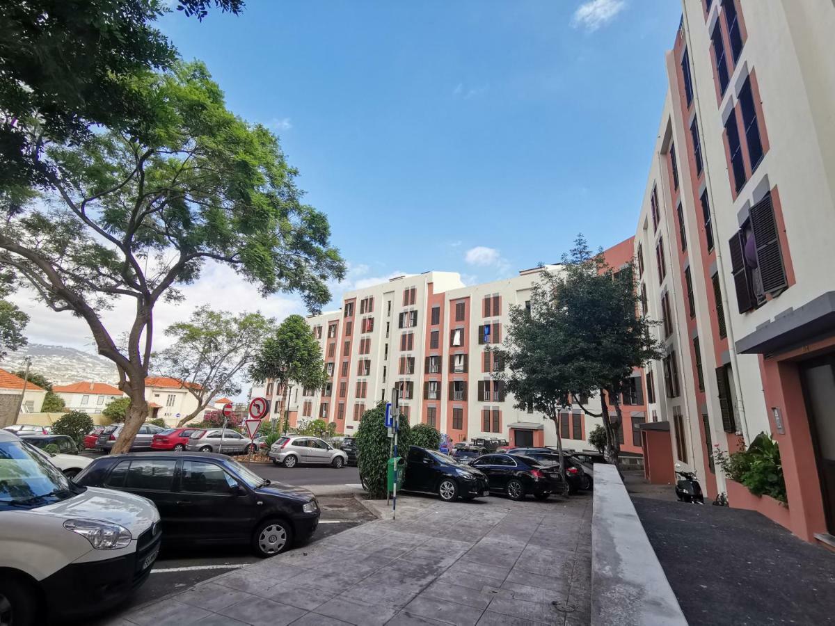 Apartment In The City Of Funchal Up 2 At 6 Pers São Pedro Exterior foto